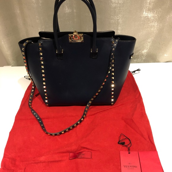 Valentino Garavani Rockstud Tote - Picture 2 of 8